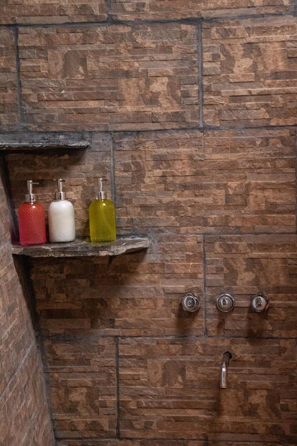 Tinku Apartment Тилкара Екстериор снимка